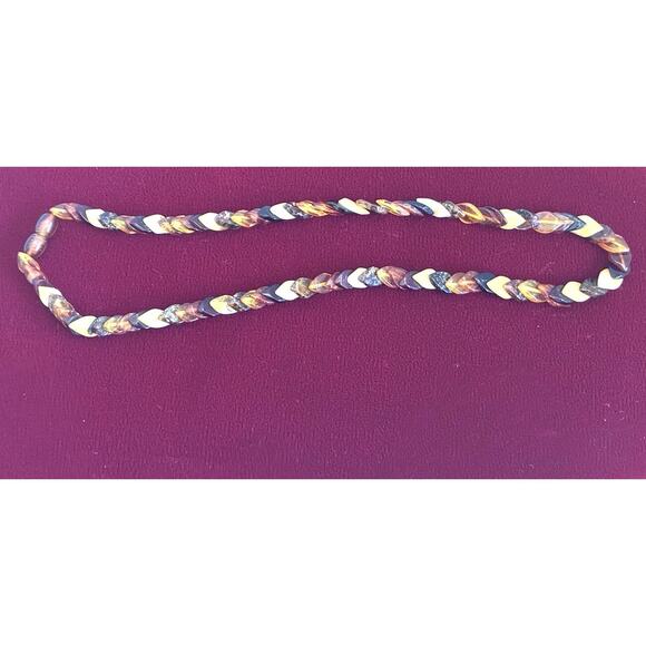 Genuine Baltic Amber Necklace – Honey & Cherry Snake-Motif - Picture 7 of 9